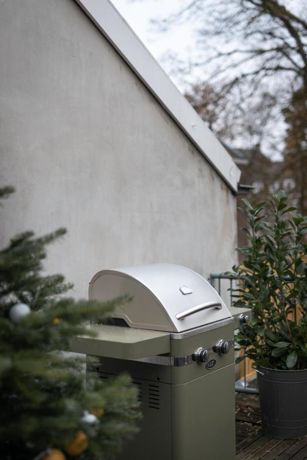 Cosy Nock ! Little Gem At City Center With Large Terrace ! Breda Exteriör bild