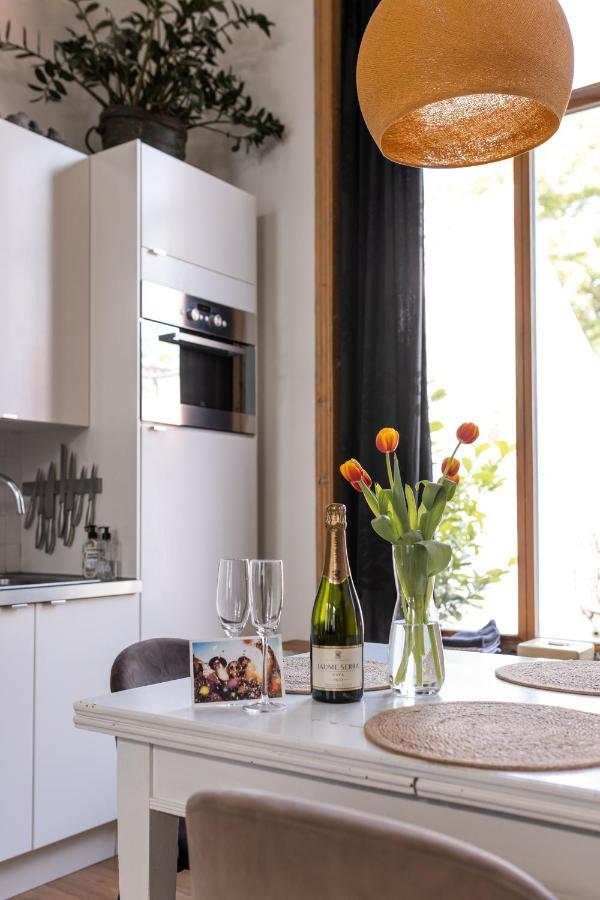 Cosy Nock ! Little Gem At City Center With Large Terrace ! Breda Exteriör bild